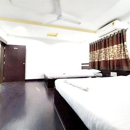 Hotel United House Shirdi Luaran gambar