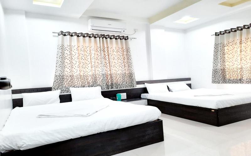 Hotel United House Shirdi Luaran gambar