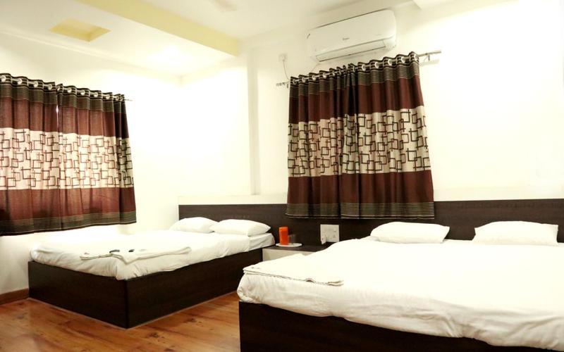 Hotel United House Shirdi Luaran gambar