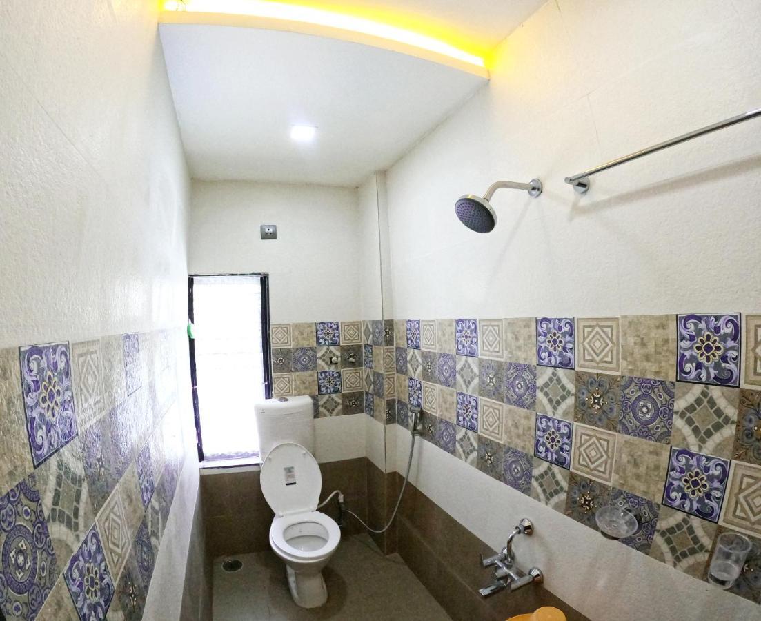 Hotel United House Shirdi Luaran gambar